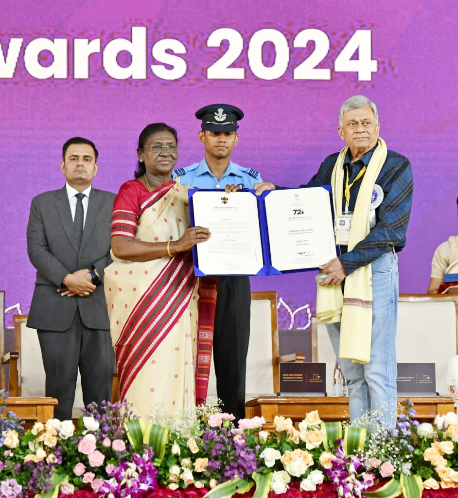Anant Nag receiving the Dadasaheb Phalke Award at the 72nd National Film Awards